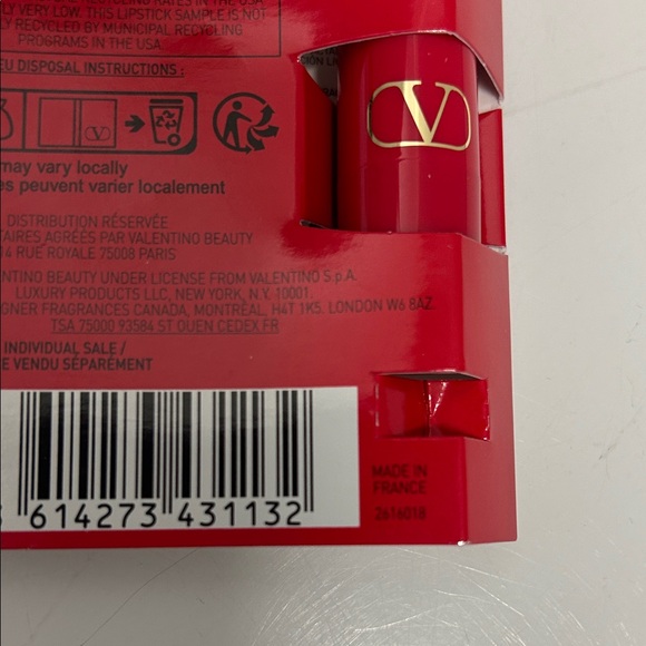 Valentino Rosso Satin Lip Color 22R Red Mini - Picture 7 of 7